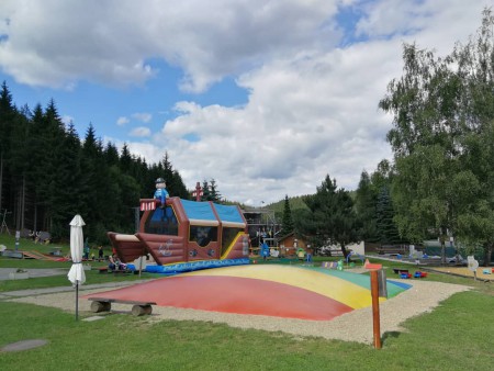 detsky-letni-a-lyzarsky-park-na-bile-v-beskydech